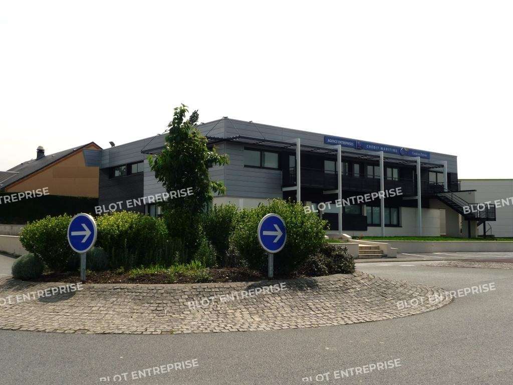 A louer bureaux 112m² à Saint-Martin-des-Champs
