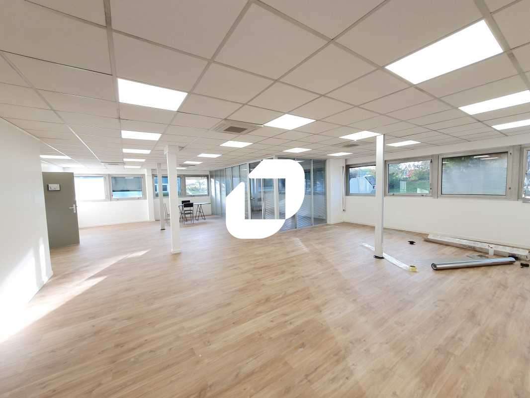 A louer Bureaux 100m² Torcy