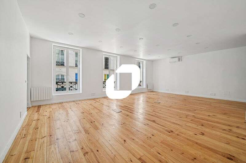 A louer Bureaux 626m² Paris