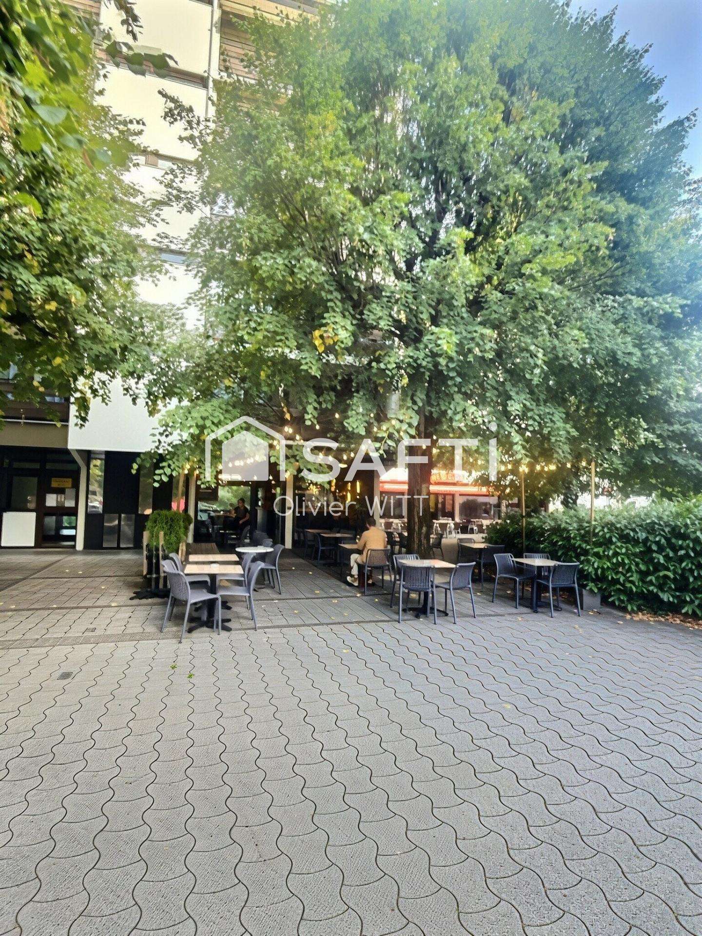 Vente bar réputé terrasse exceptionnelle à Thonon