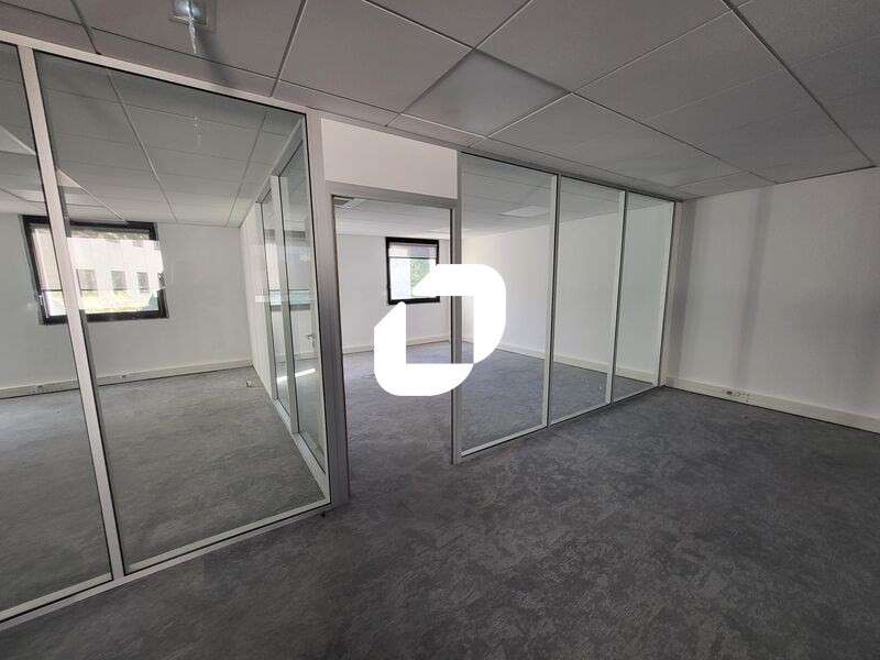 A louer Bureaux 667m² Saint gratien