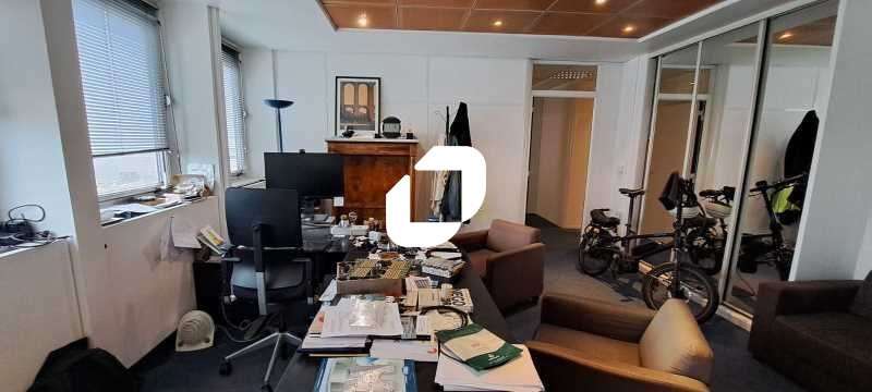 Vente Bureaux 180m² Paris