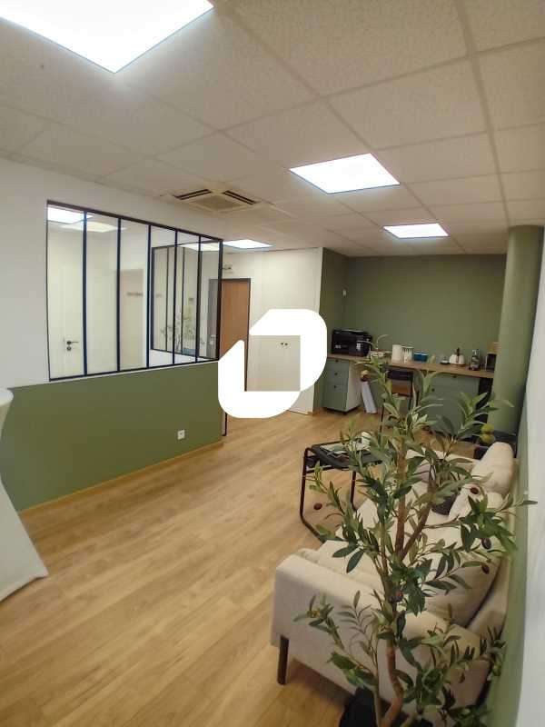 Vente Bureaux 64m² Bussy saint georges