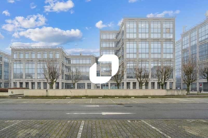 Vente Bureaux 2027m² Villepinte