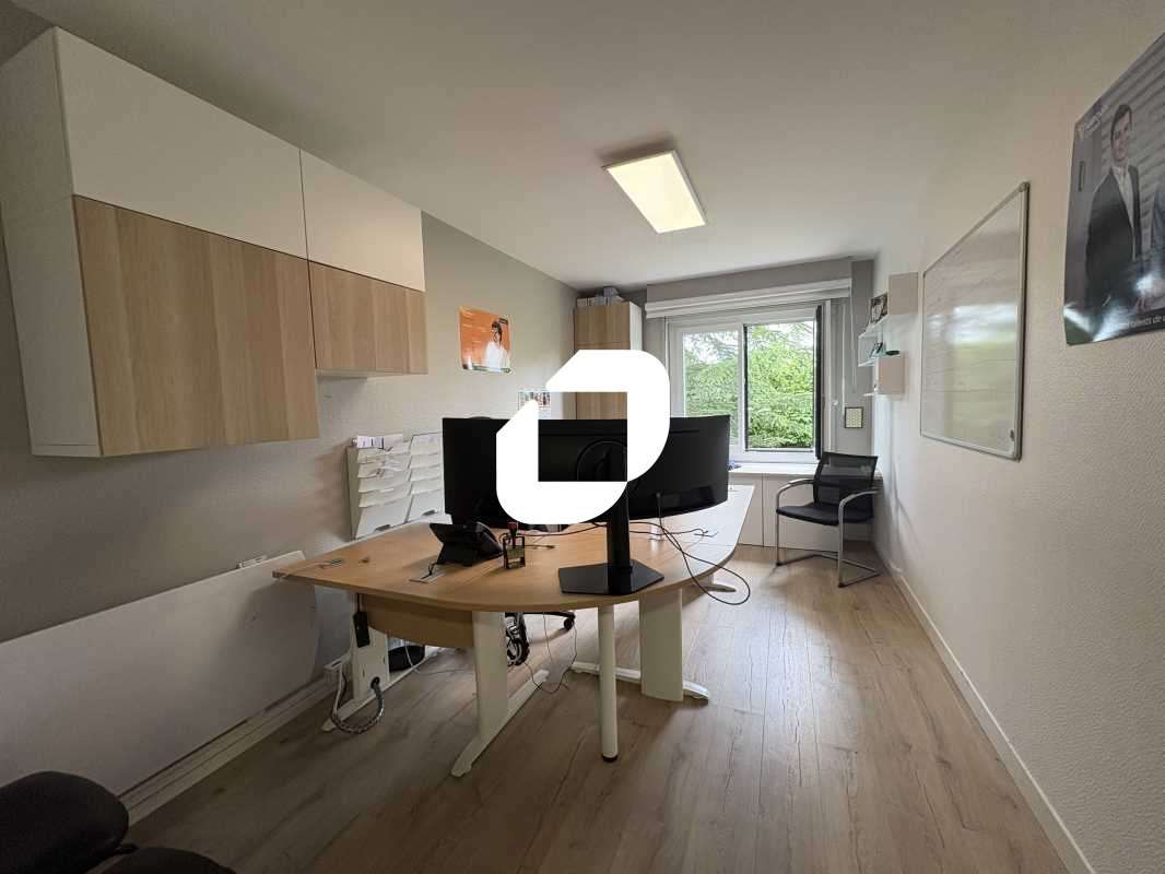 Vente Bureaux 113m² Trappes