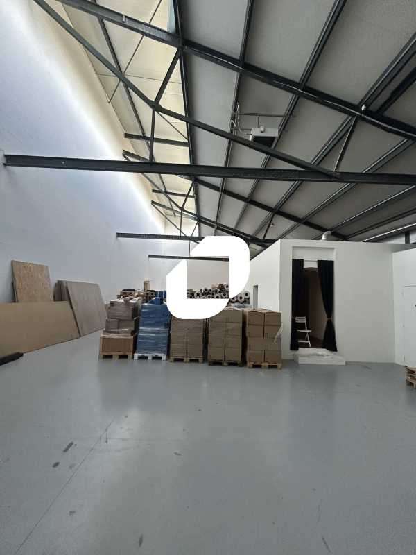 A louer Local d'activité 714m² Saint denis