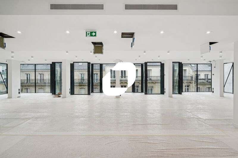 A louer Bureaux 647m² Paris