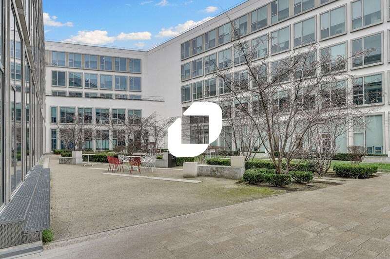 A louer Bureaux 7000m² Saint denis