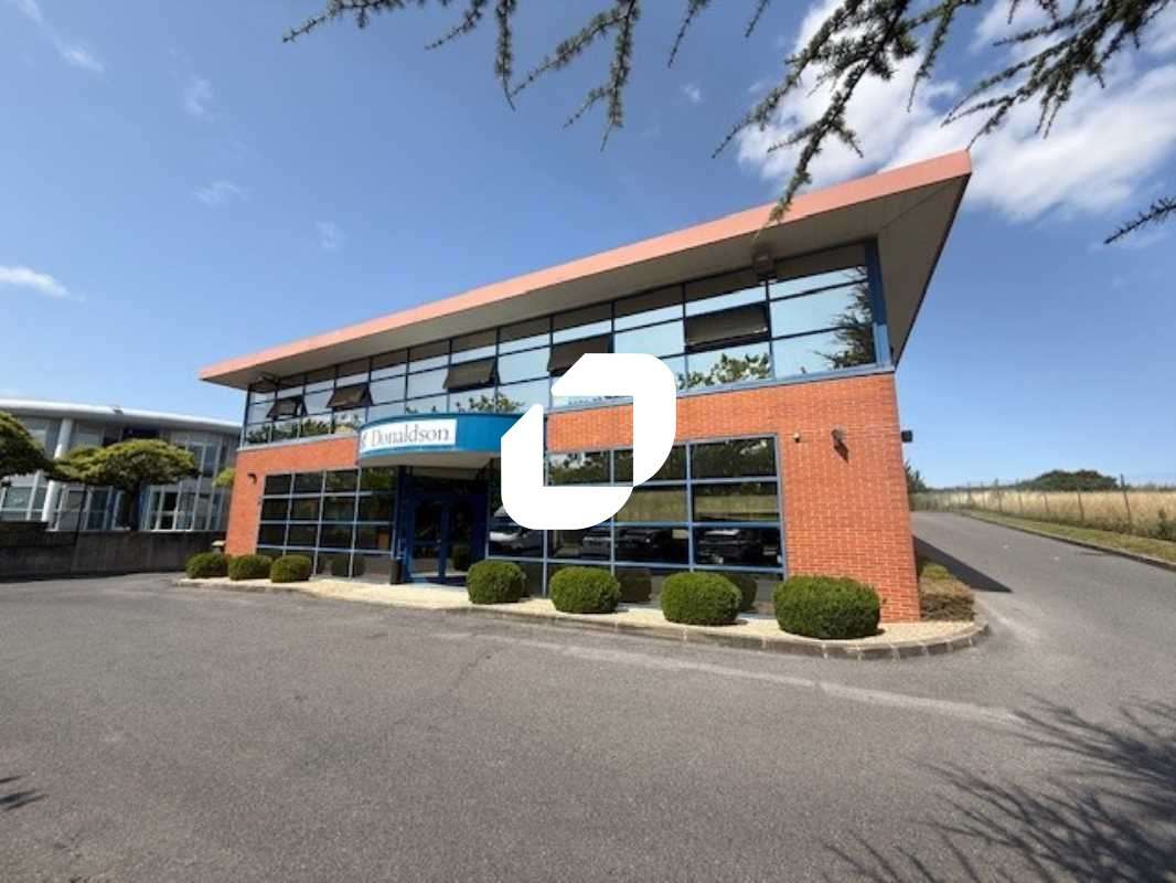 A louer Bureaux 867m² Vigny