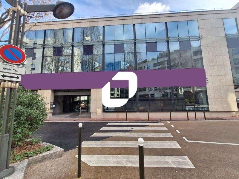 A louer Bureaux 1280m² Levallois perret