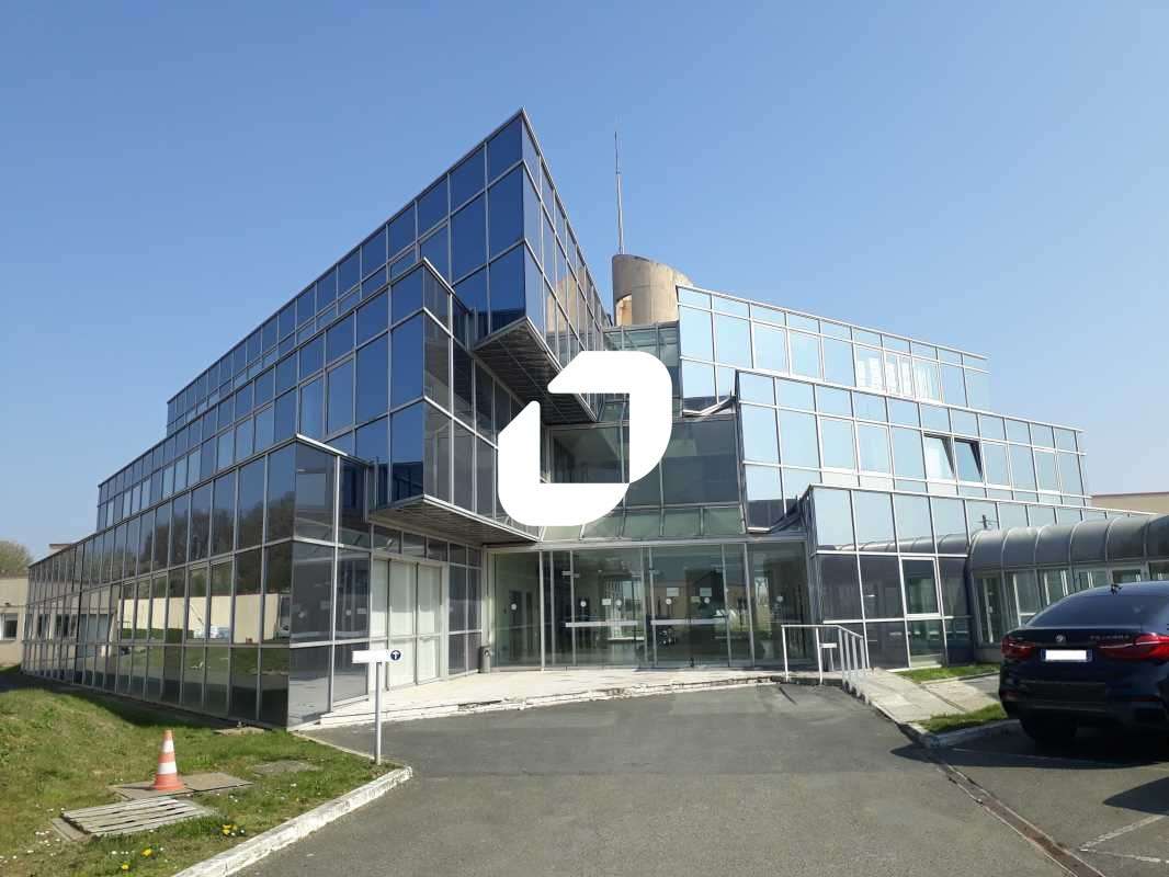 Vente Bureaux 391m² Les essarts le roi