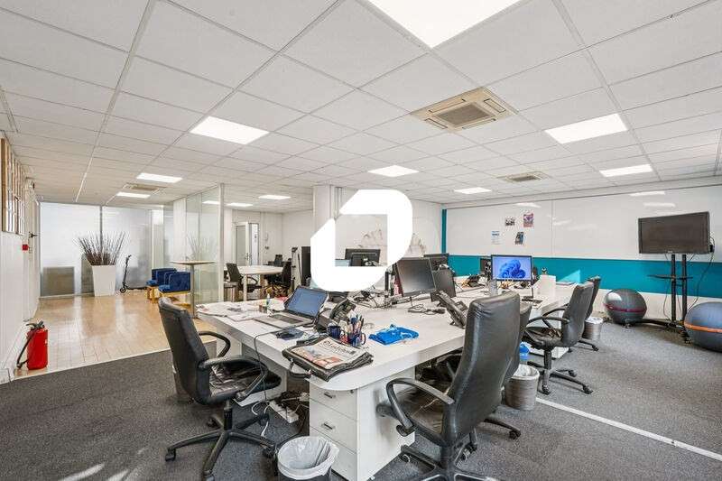 A louer Bureaux 195m² Neuilly sur seine