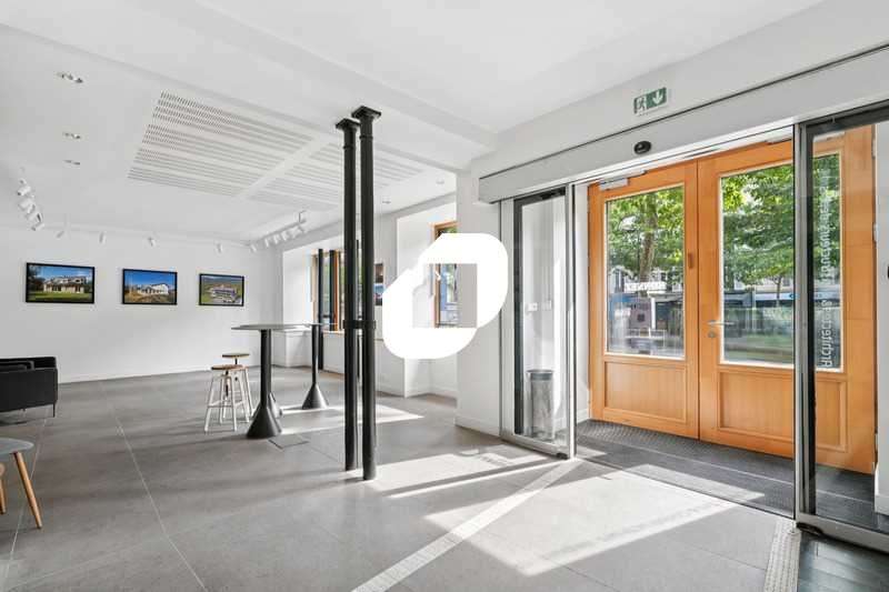 A louer Local commercial 363m² Paris