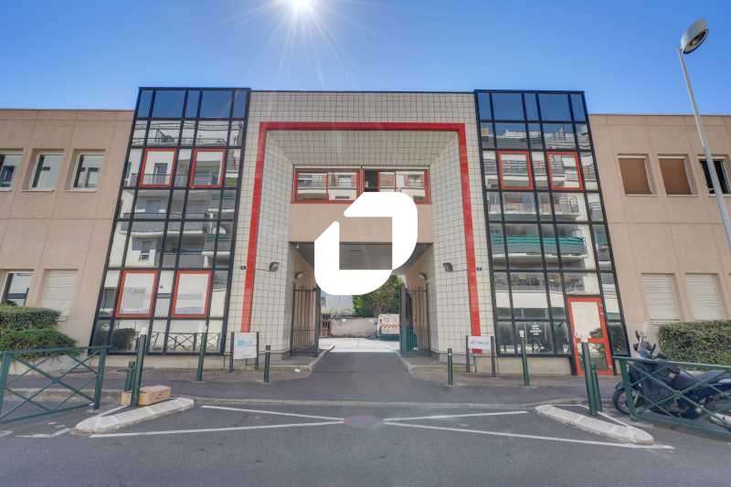 Vente Bureaux 767m² Nanterre