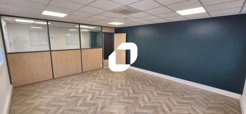 A louer Bureaux 240m² Beaumont sur oise