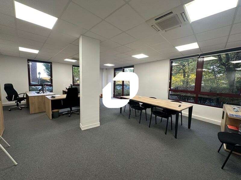 A louer Bureaux 160m² Saint germain en laye