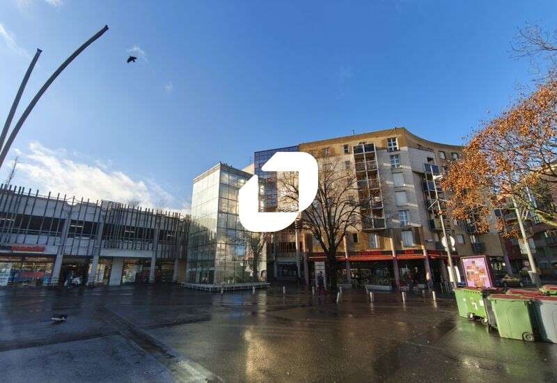 A louer Bureaux 110m² Bondy