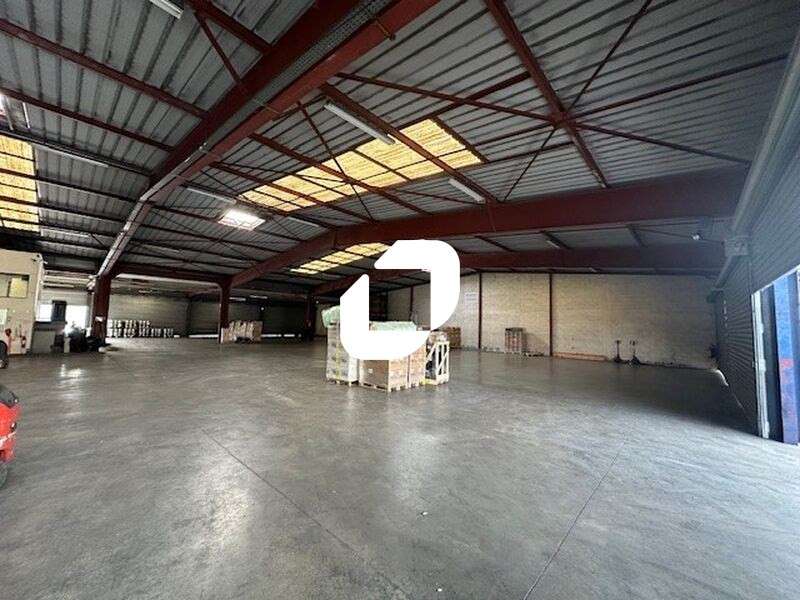Vente Local d'activité 1330m² Garges les gonesse