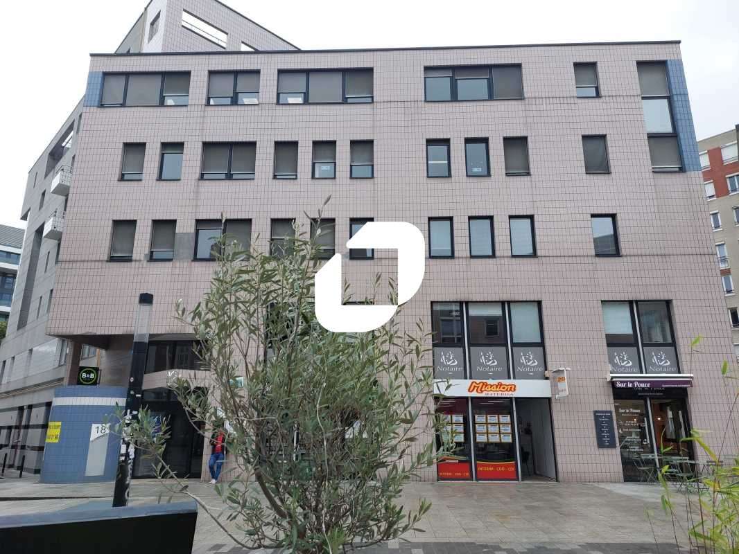A louer Bureaux 72m² Montigny le bretonneux