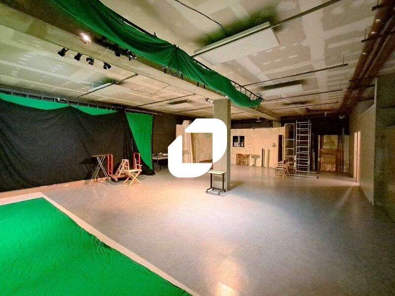 Vente Local d'activité 230m² Courbevoie