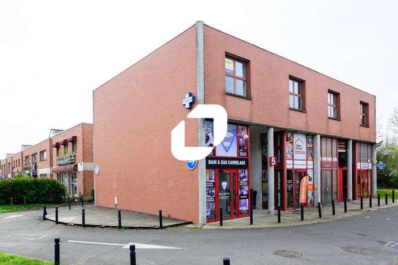 A louer Bureaux 256m² Montigny le bretonneux