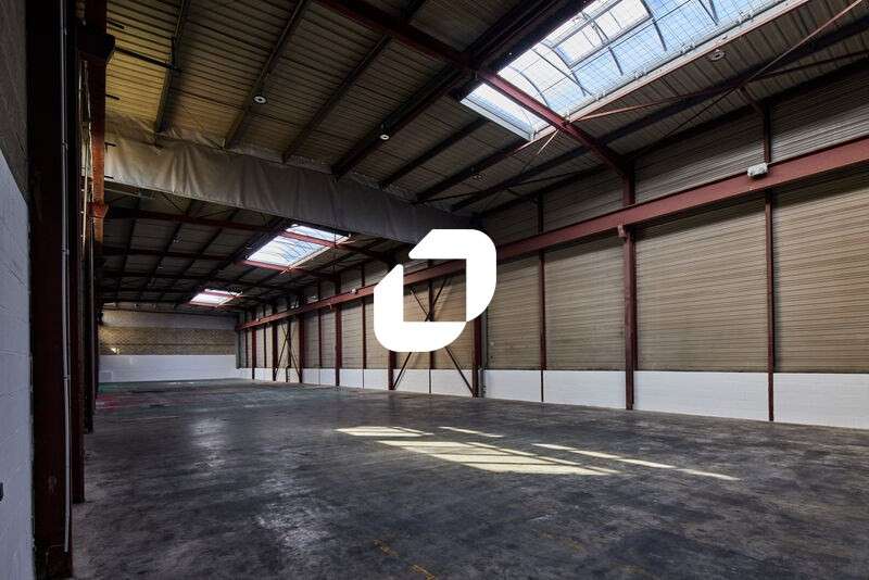 A louer Local d'activité 1296m² Le thillay