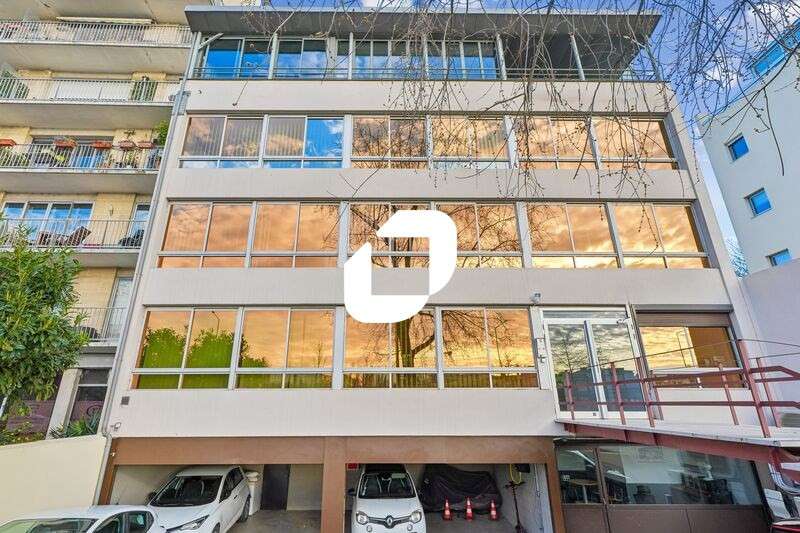 Vente Bureaux 367m² Courbevoie