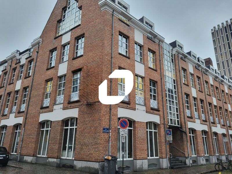 A louer Bureaux 588m² Lille