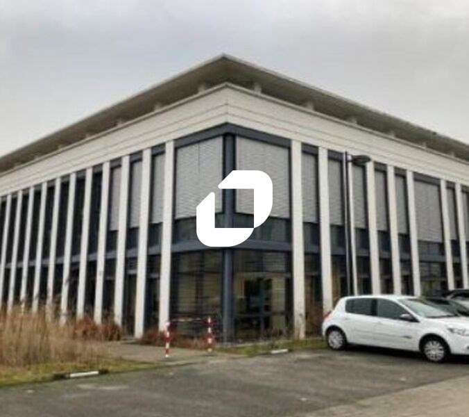 A louer Bureaux 196m² Elancourt