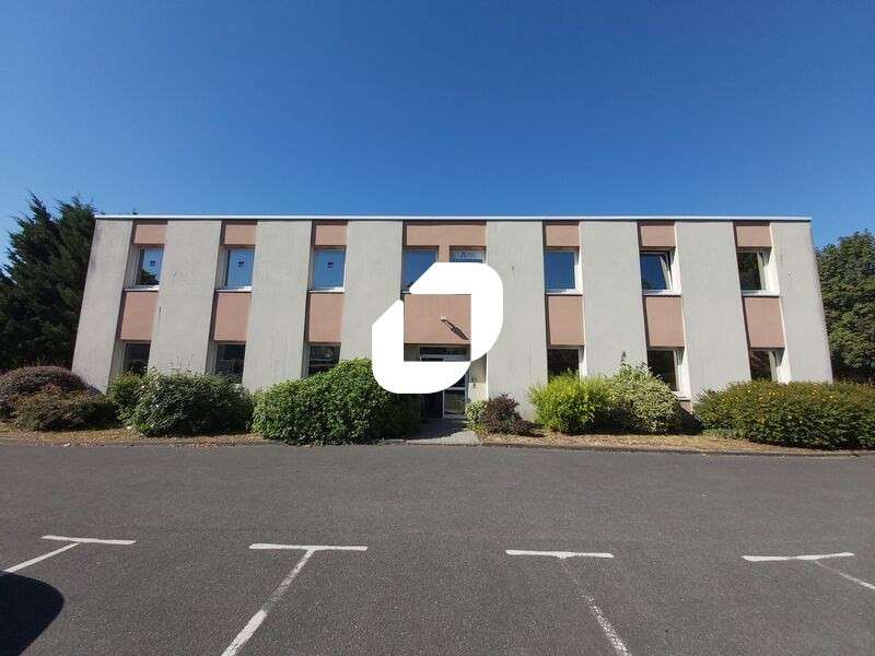 A louer Bureaux 150m² Champlan
