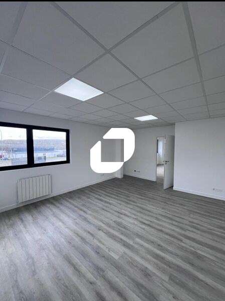 A louer Local d'activité 3035m² Meaux