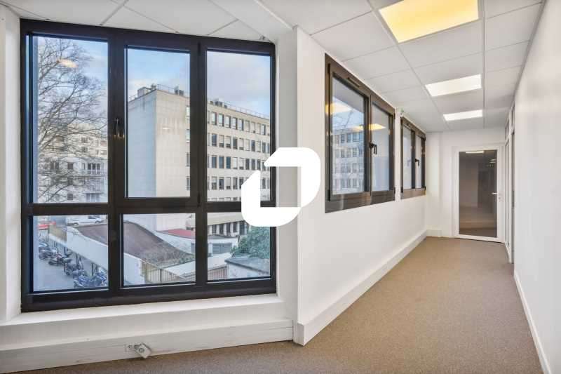 Vente Bureaux 587m² Clichy