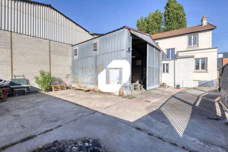 Vente Local d'activité 239m² Nanterre