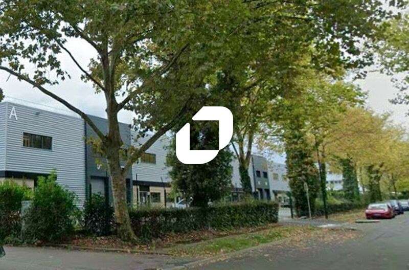 A louer Local d'activité 2038m² Buc