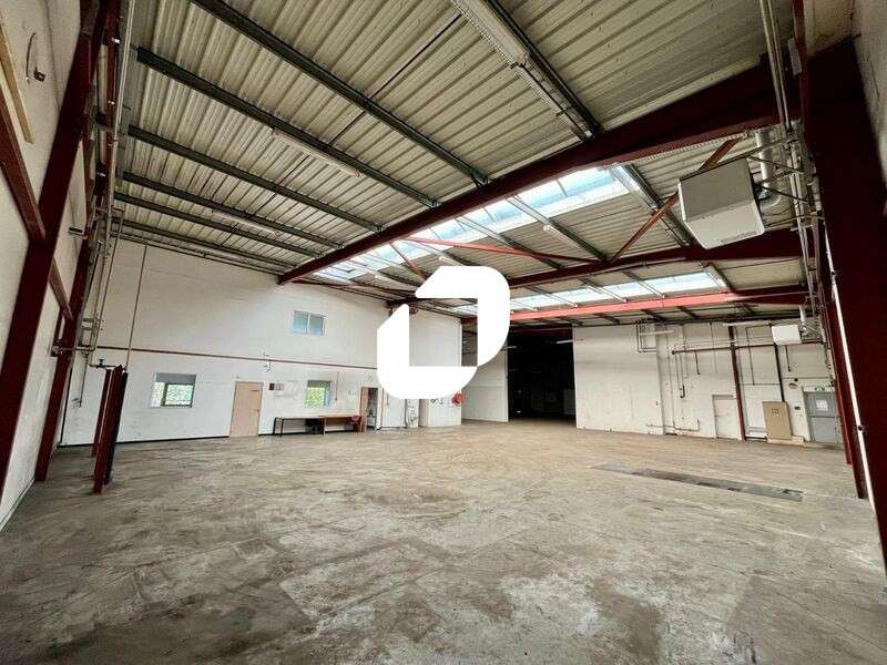 A louer Local d'activité 880m² Mornant