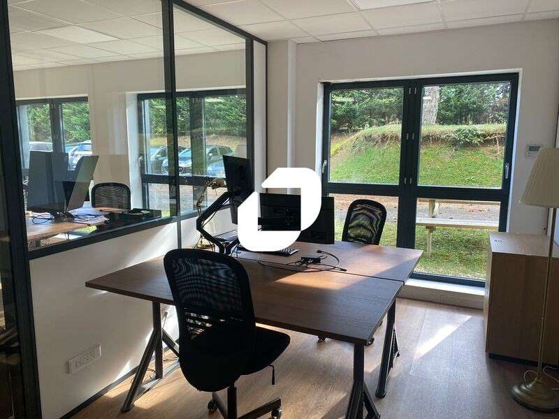 A louer Bureaux 205m² Rillieux la pape