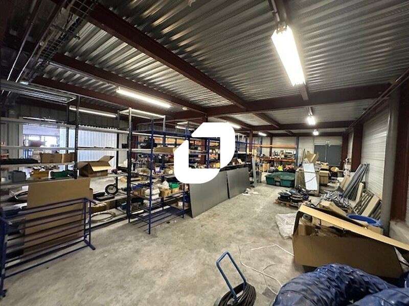 A louer Bureaux 920m² Saint mard