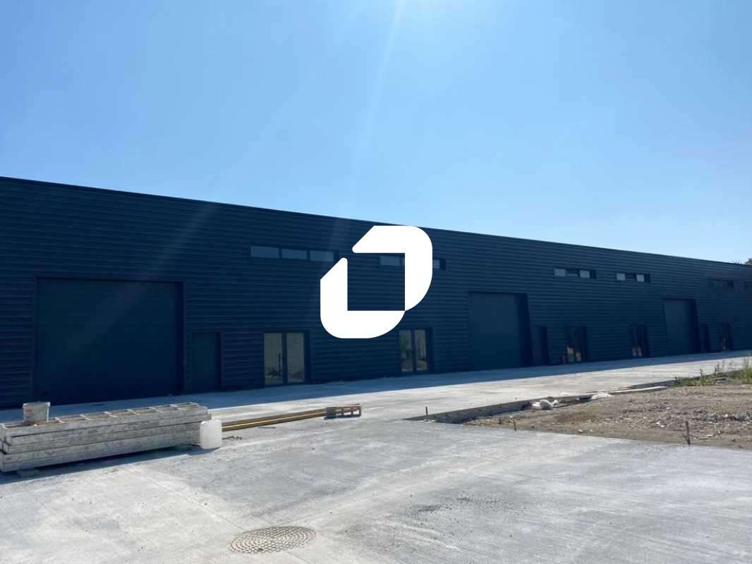 A louer Local d'activité 300m² Magny en vexin