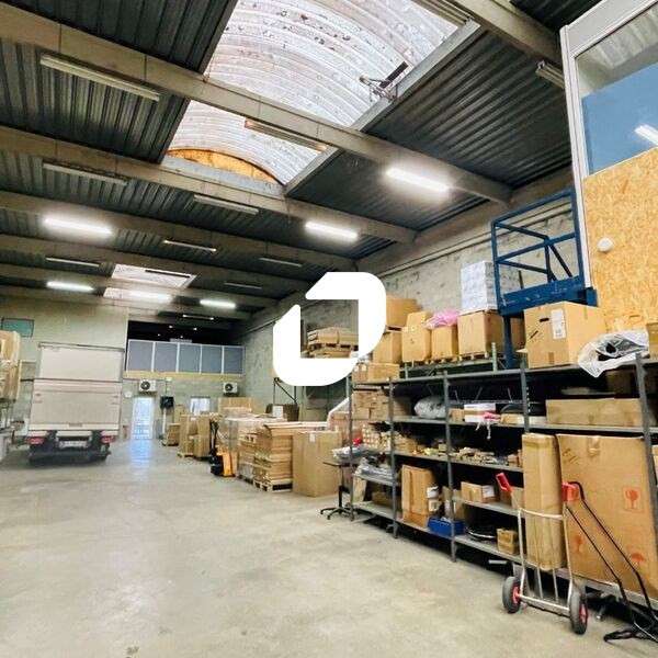 Vente Local d'activité 470m² Herouville en vexin