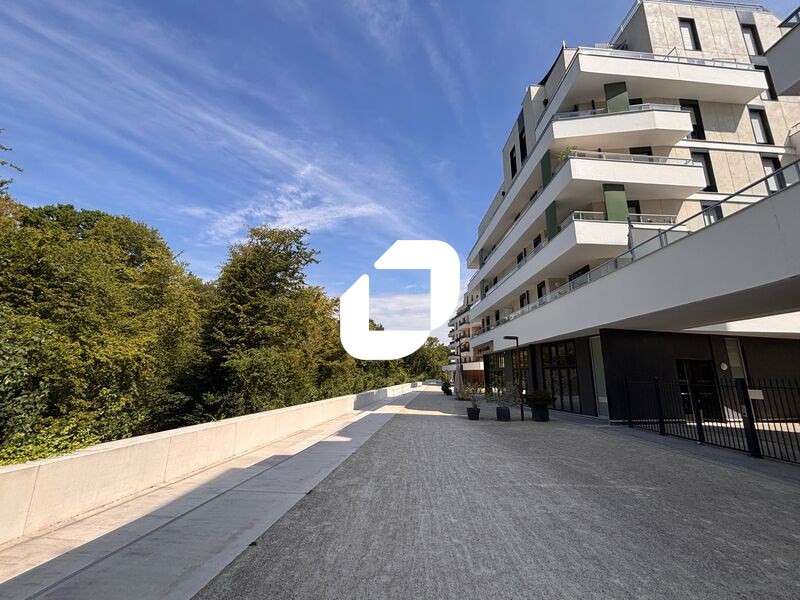 Vente Local commercial 100m² Saint germain en laye