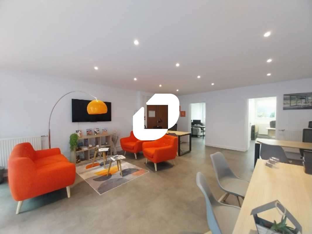 A louer Bureaux 68m² Maurepas