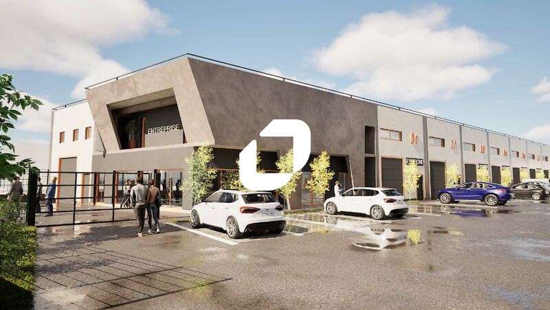 Vente Local d'activité 2245m² Vaux le penil