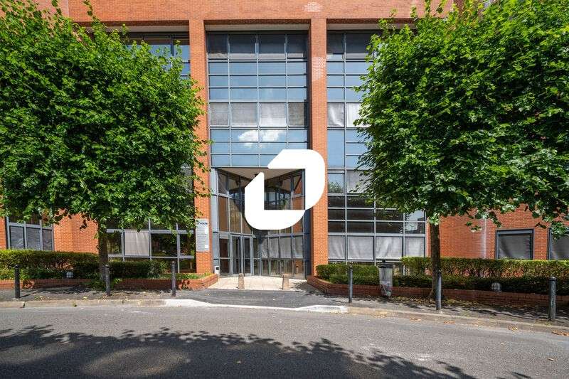 Vente Bureaux 586m² Meudon la foret