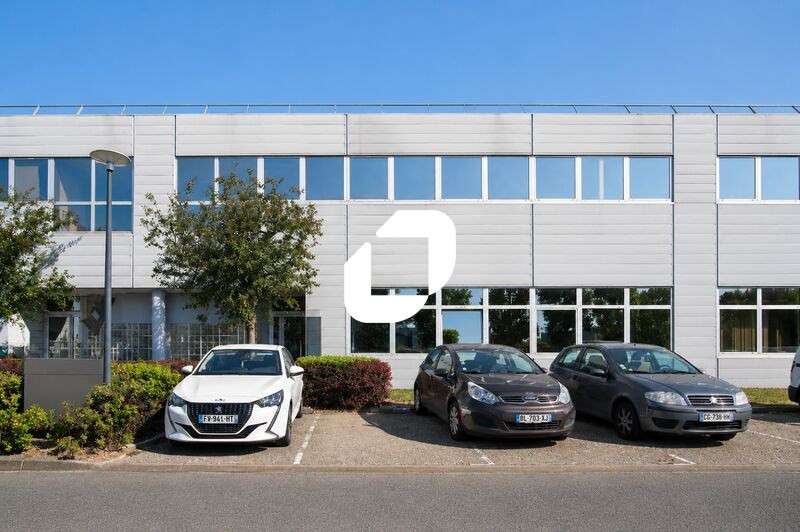 A louer Bureaux 117m² Mitry mory