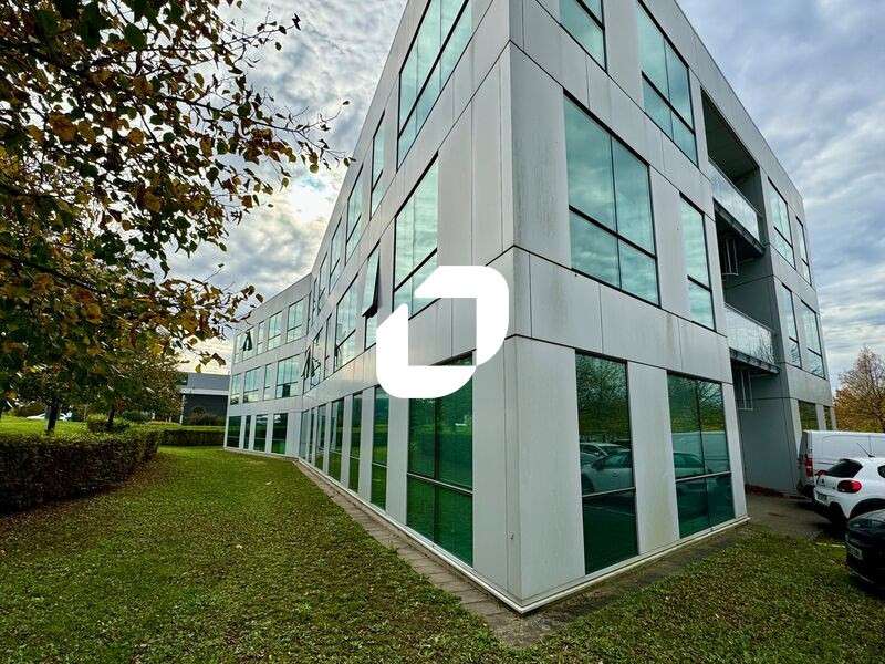 A louer Bureaux 256m² Entzheim
