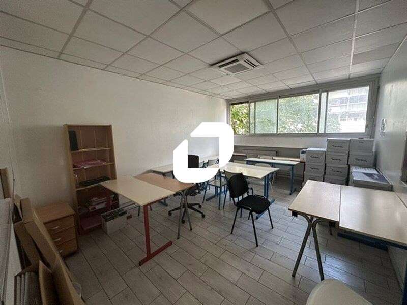 A louer Bureaux 428m² Sarcelles