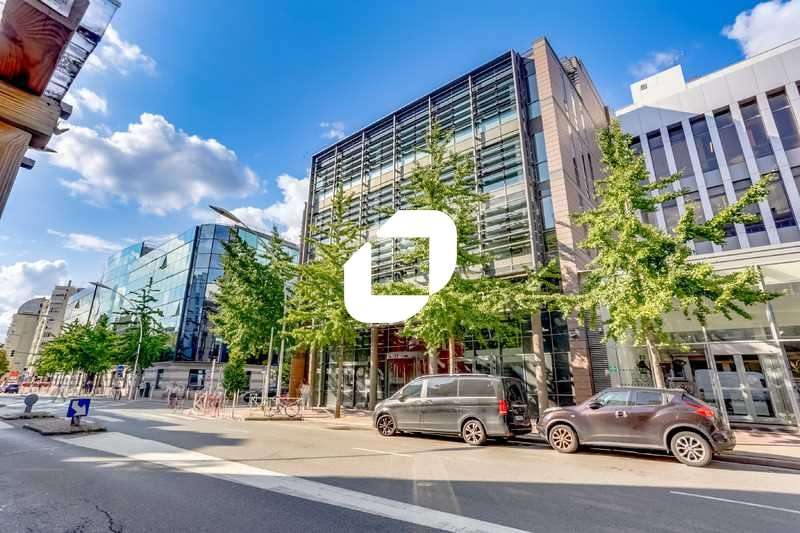 A louer Bureaux 1496m² Montrouge