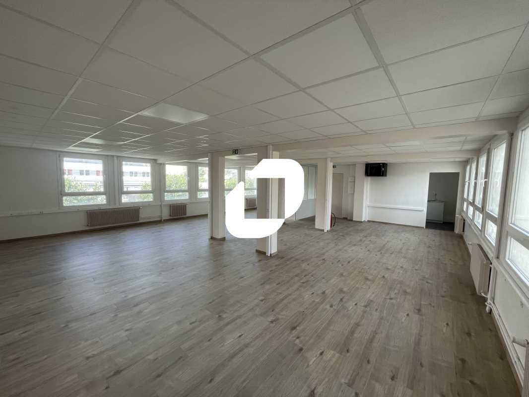 A louer Bureaux 265m² Ivry sur seine