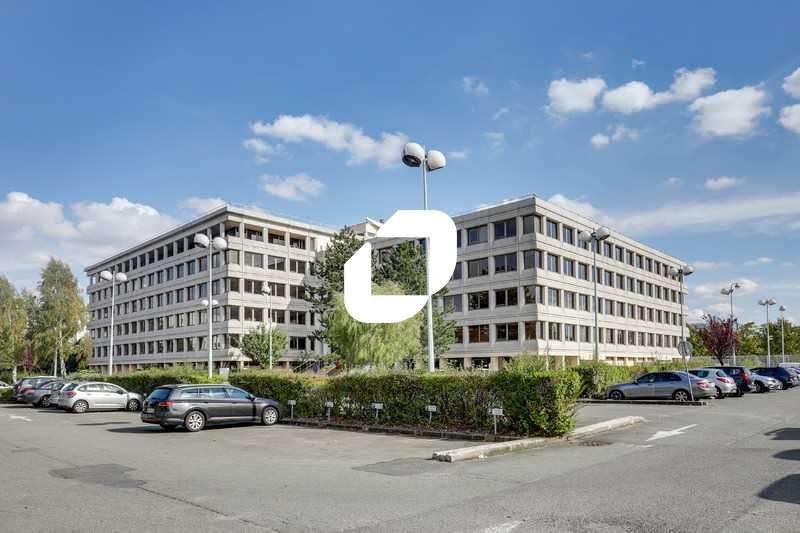 A louer Bureaux 8408m² Rungis