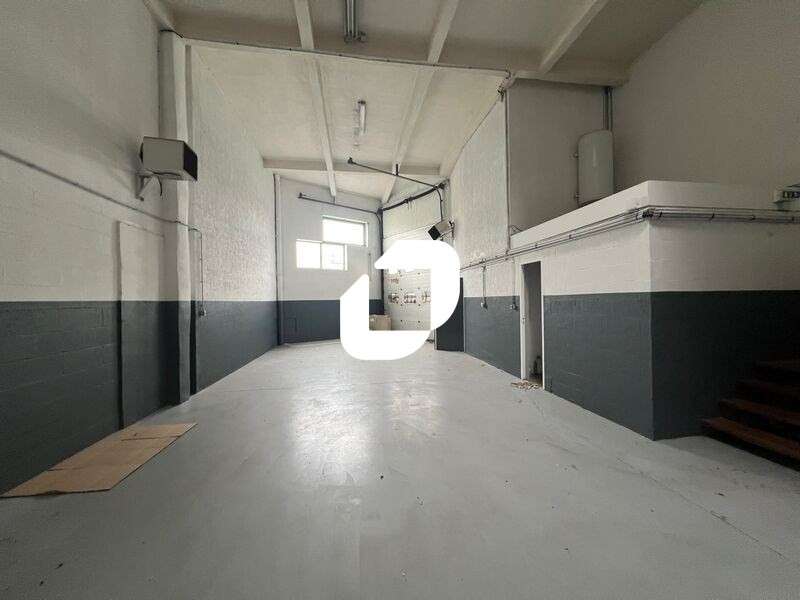 A louer Local d'activité 125m² Combs la ville